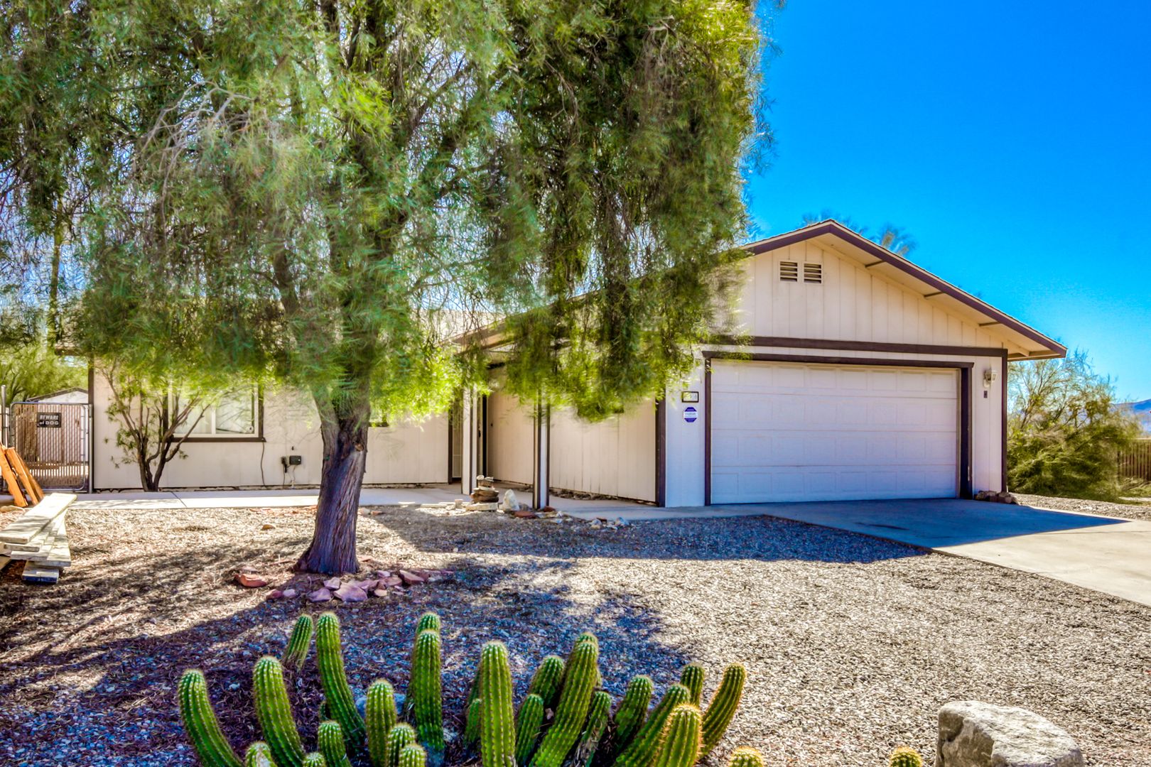 990 Huntington PL Lake Havasu City AZ 86404 - Photo 2