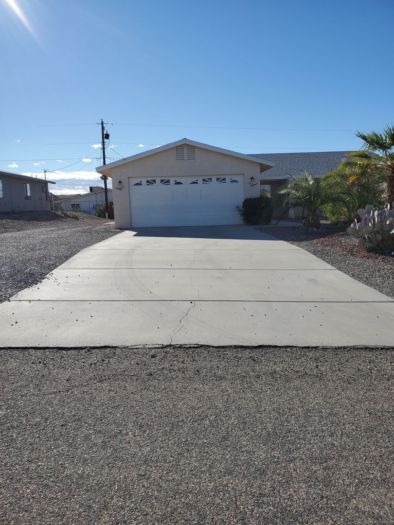 3360 Tomahawk Dr. Lake Havasu City AZ 86406 - Photo 1