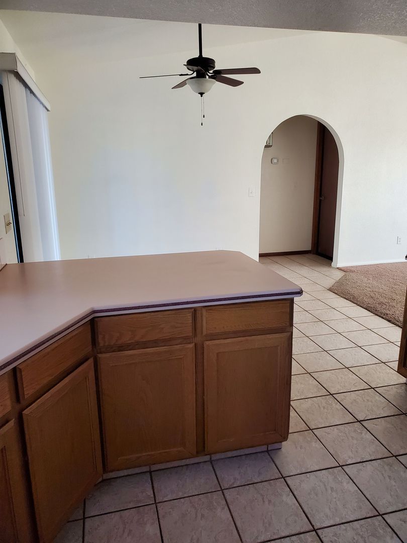 1995 Wallapai Dr. Lake Havasu City AZ 86403 - Photo 8