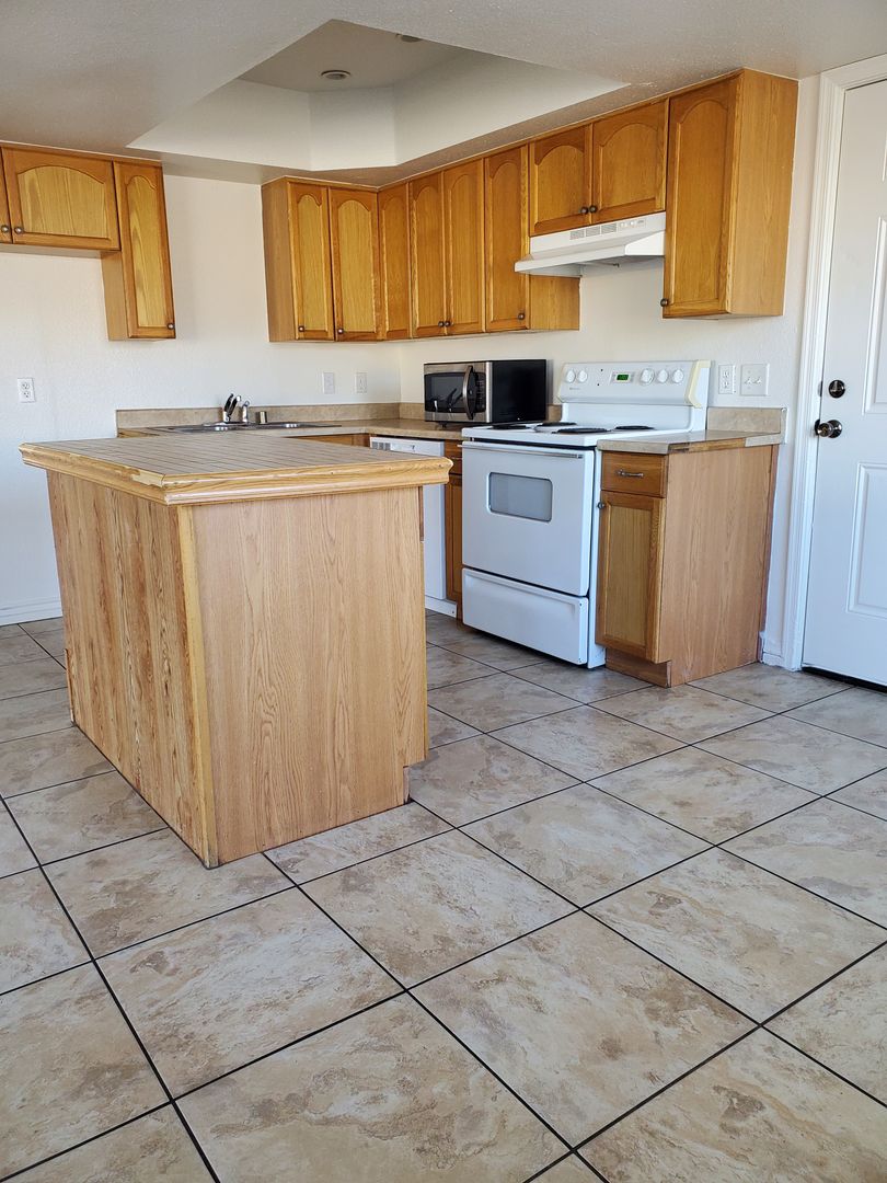 Opossum Dr. - 311 Lake Havasu City AZ 86404 - Photo 7