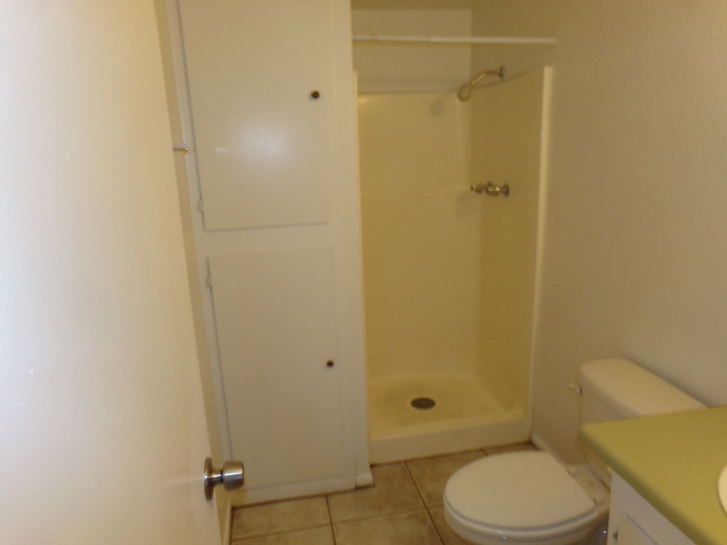 3873 Roosevelt Street - Unit D Kingman AZ 86409 - Photo 4
