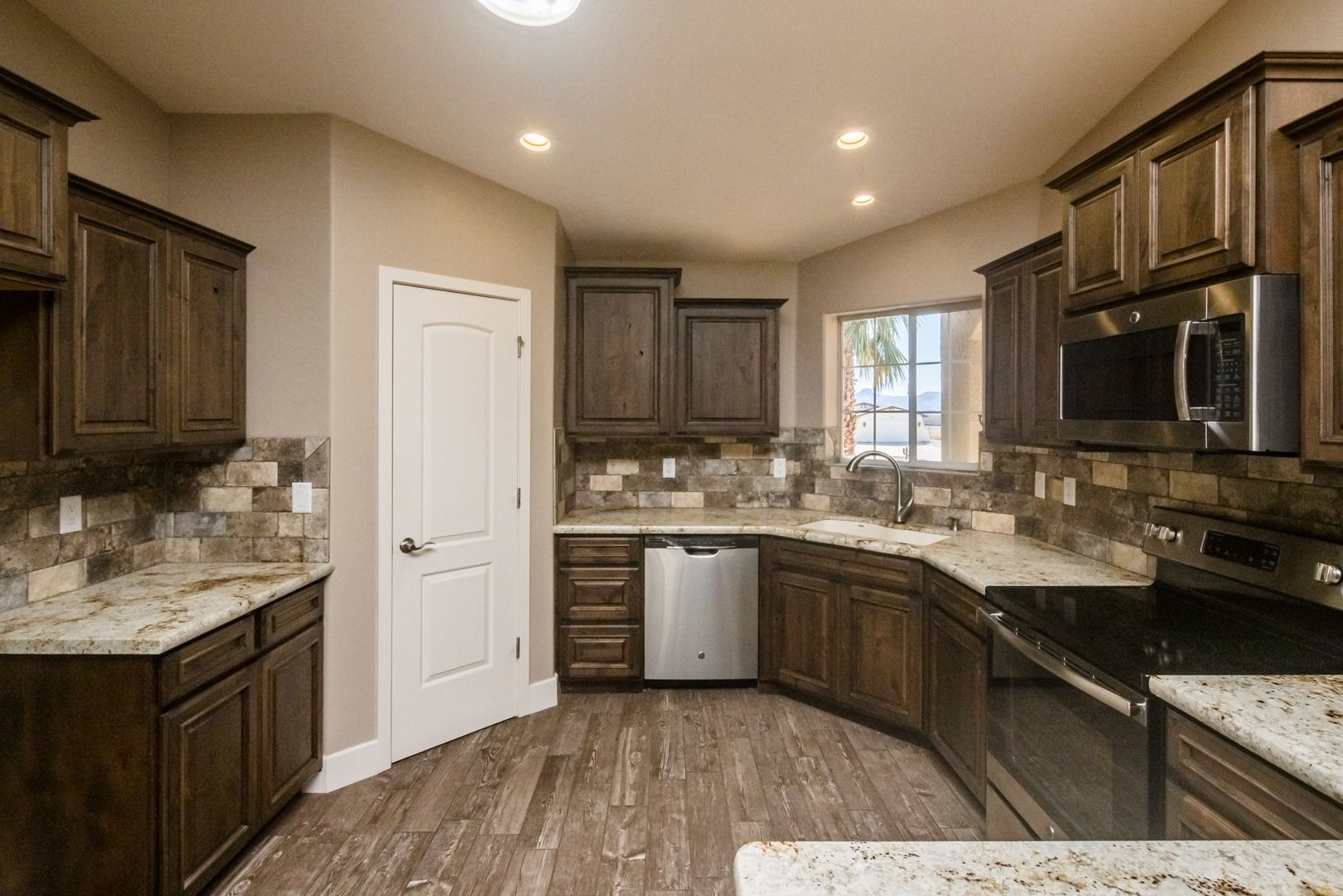 2615 Widgeon Dr. Lake Havasu City AZ 86403 - Photo 17