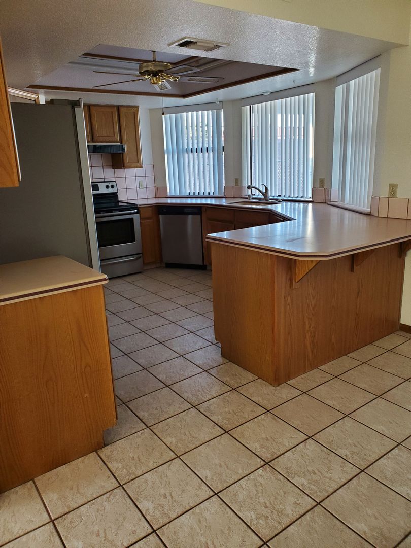 1995 Wallapai Dr. Lake Havasu City AZ 86403 - Photo 7