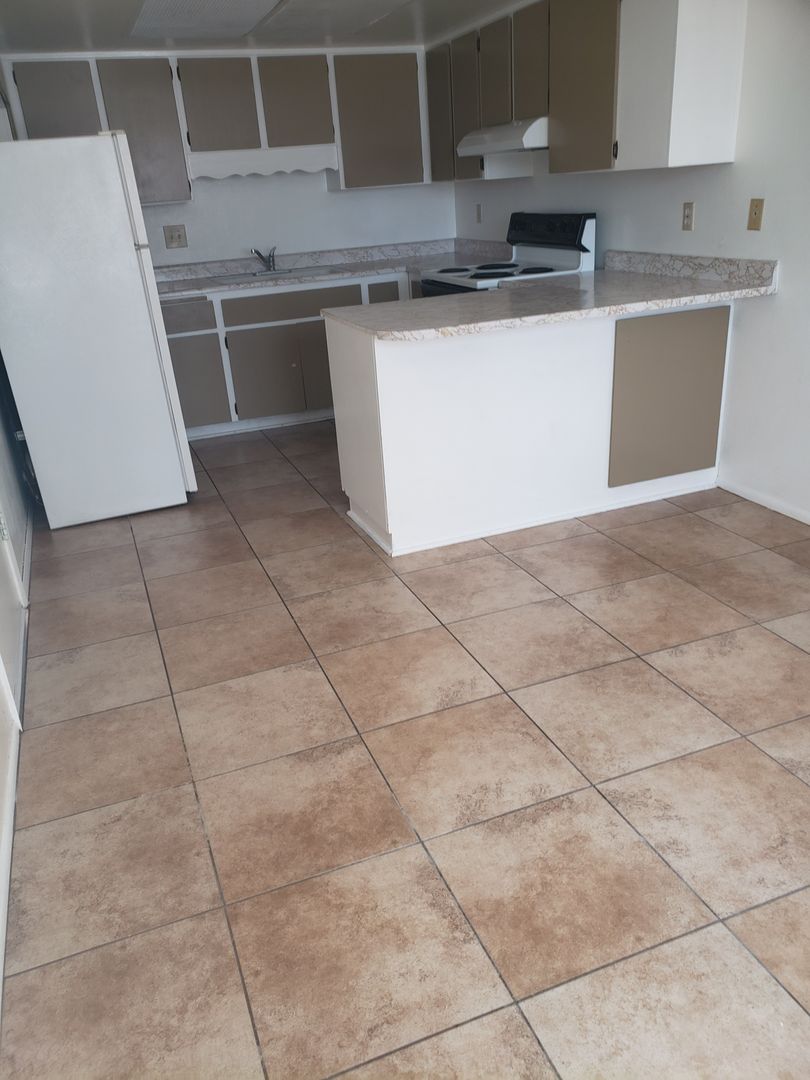 820 Sand Dab Dr. - Unit 2 AZ 86404 - Photo 3