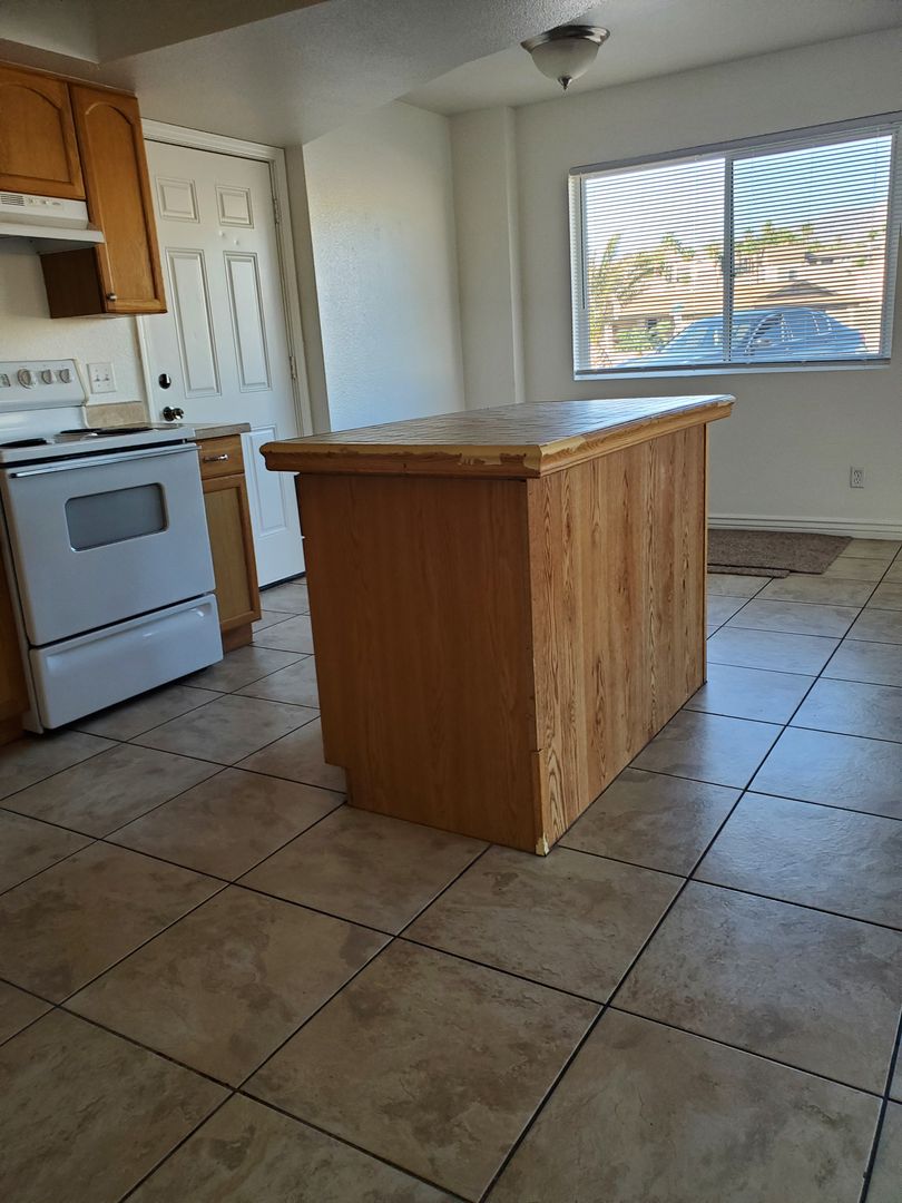 Opossum Dr. - 311 Lake Havasu City AZ 86404 - Photo 6