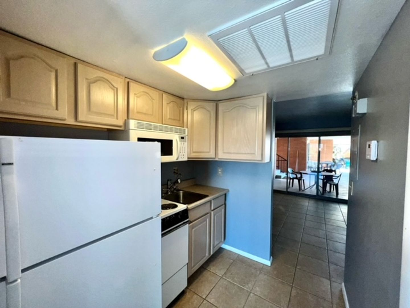 89 ACOMA BLVD N - #8 Lake Havasu City AZ 86403 - Photo 9