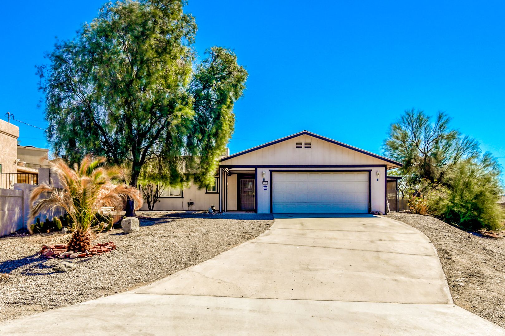 990 Huntington PL Lake Havasu City AZ 86404 - Photo 1