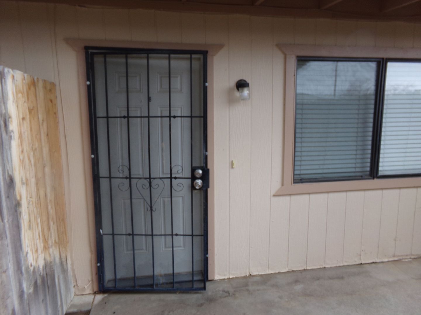 3873 Roosevelt Street - Unit B Kingman AZ 86409 - Photo 1