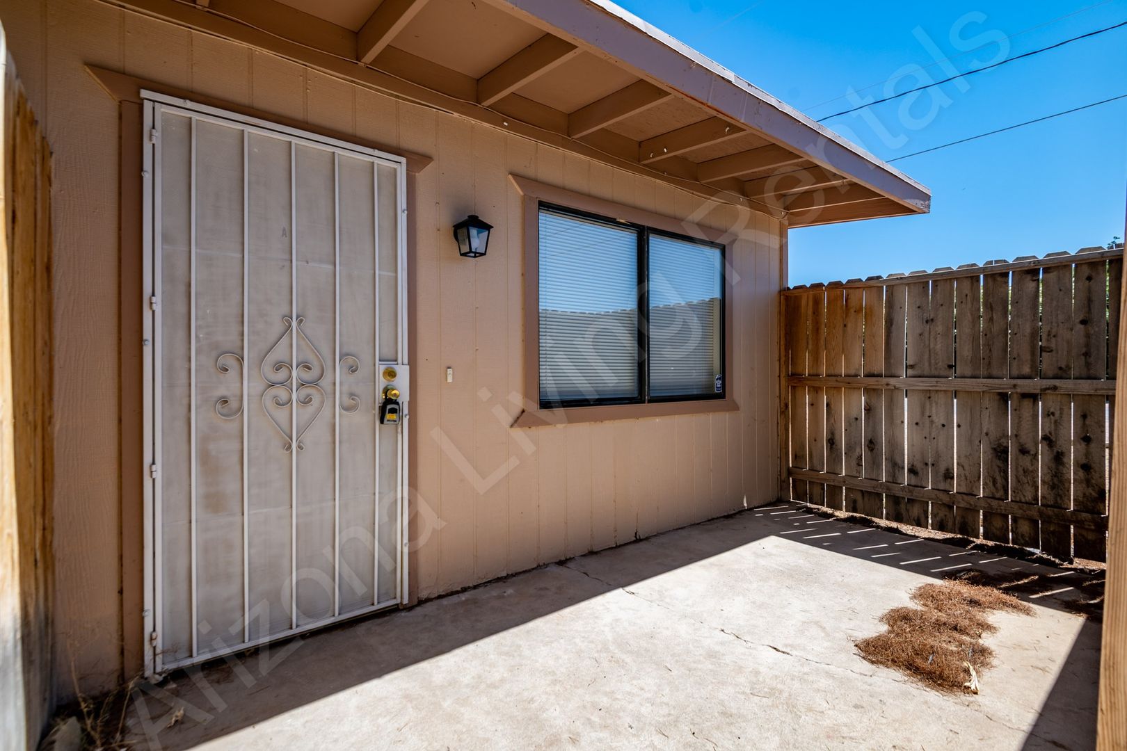 Kingman Apartment: 3873 N Roosevelt Street