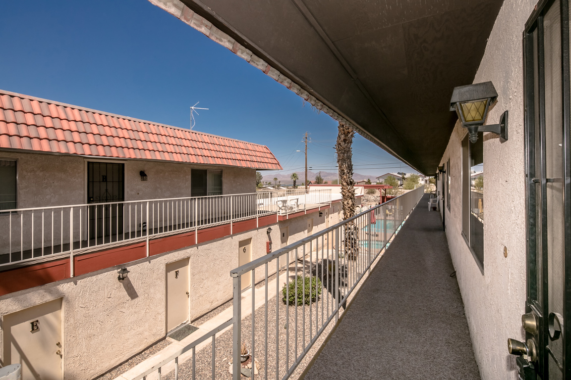 2301 McCulloch Blvd - Unit E Lake Havasu City AZ 86403 - Photo 3