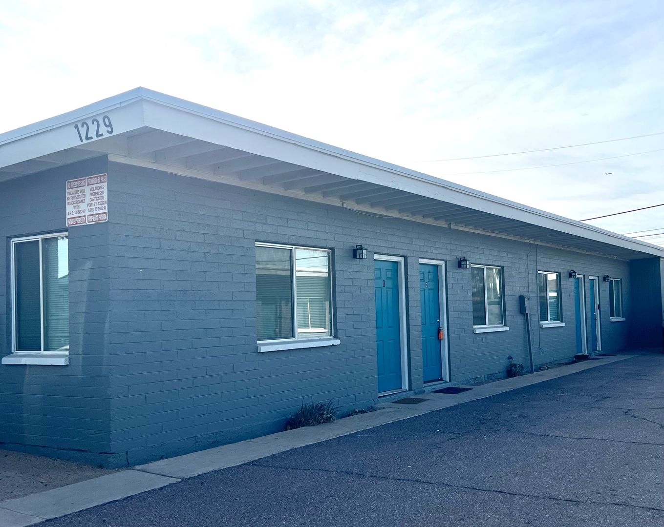 Phoenix Apartment: 1229 W Pierce St