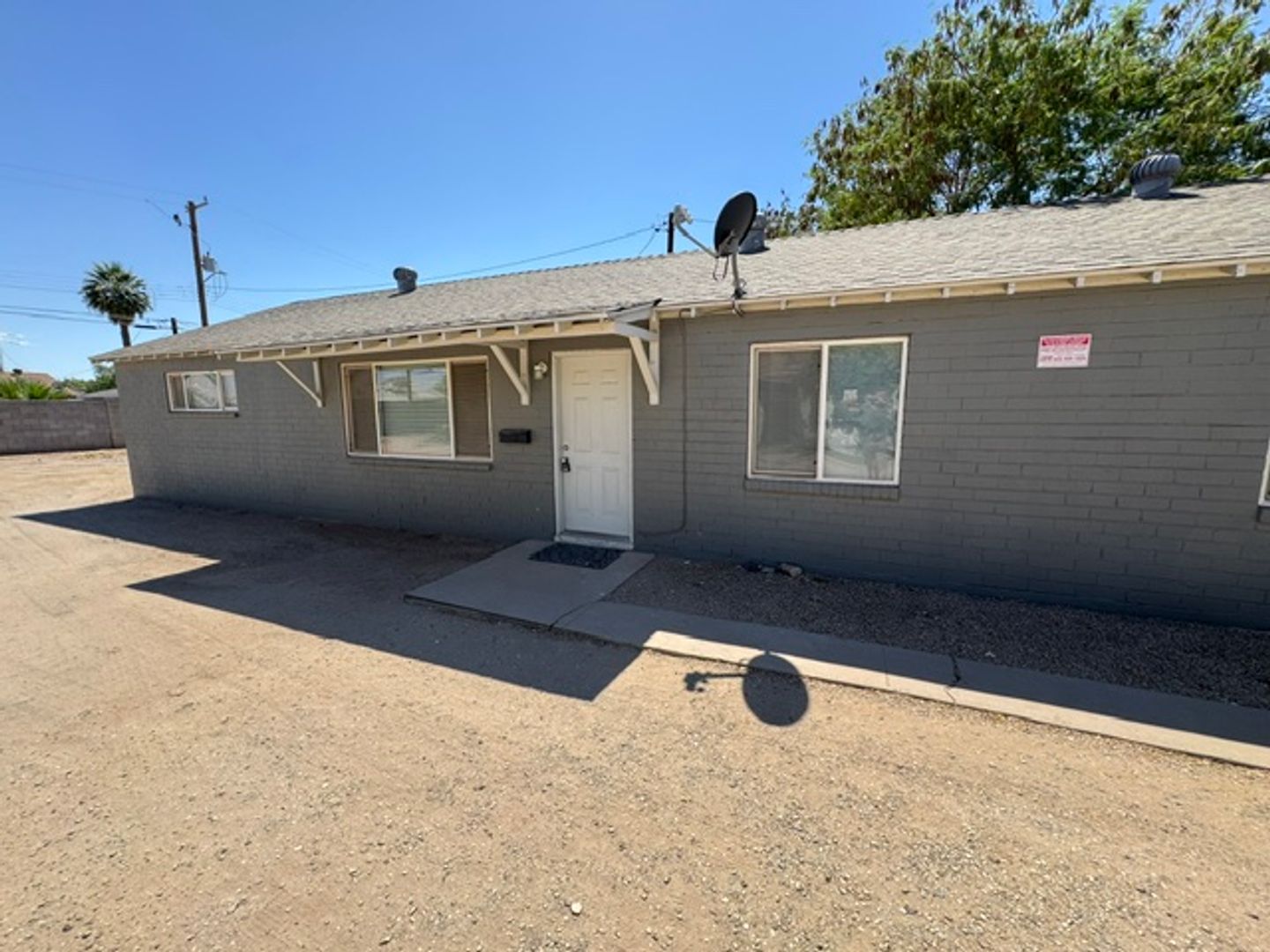 Phoenix Apartment: 1005 E Turney Ave