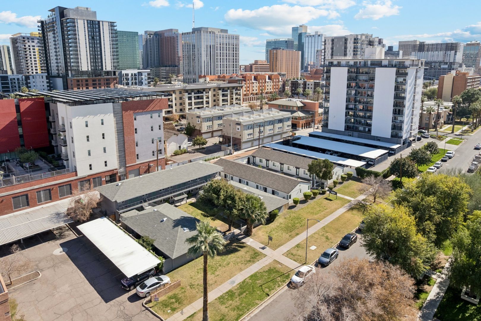 Phoenix Apartment: 829 N 4th Ave