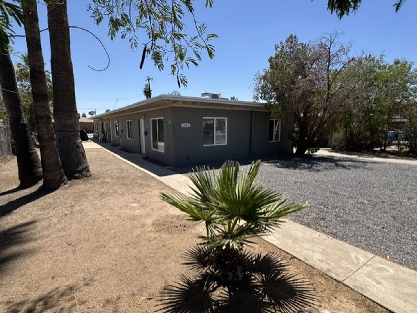 Phoenix Apartment: 1405 W Clarendon Ave