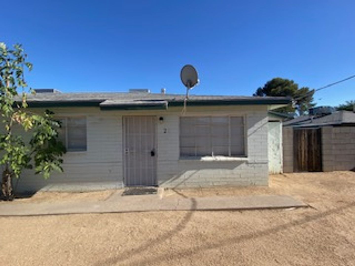 Phoenix Apartment: 7532 N 21st Ave