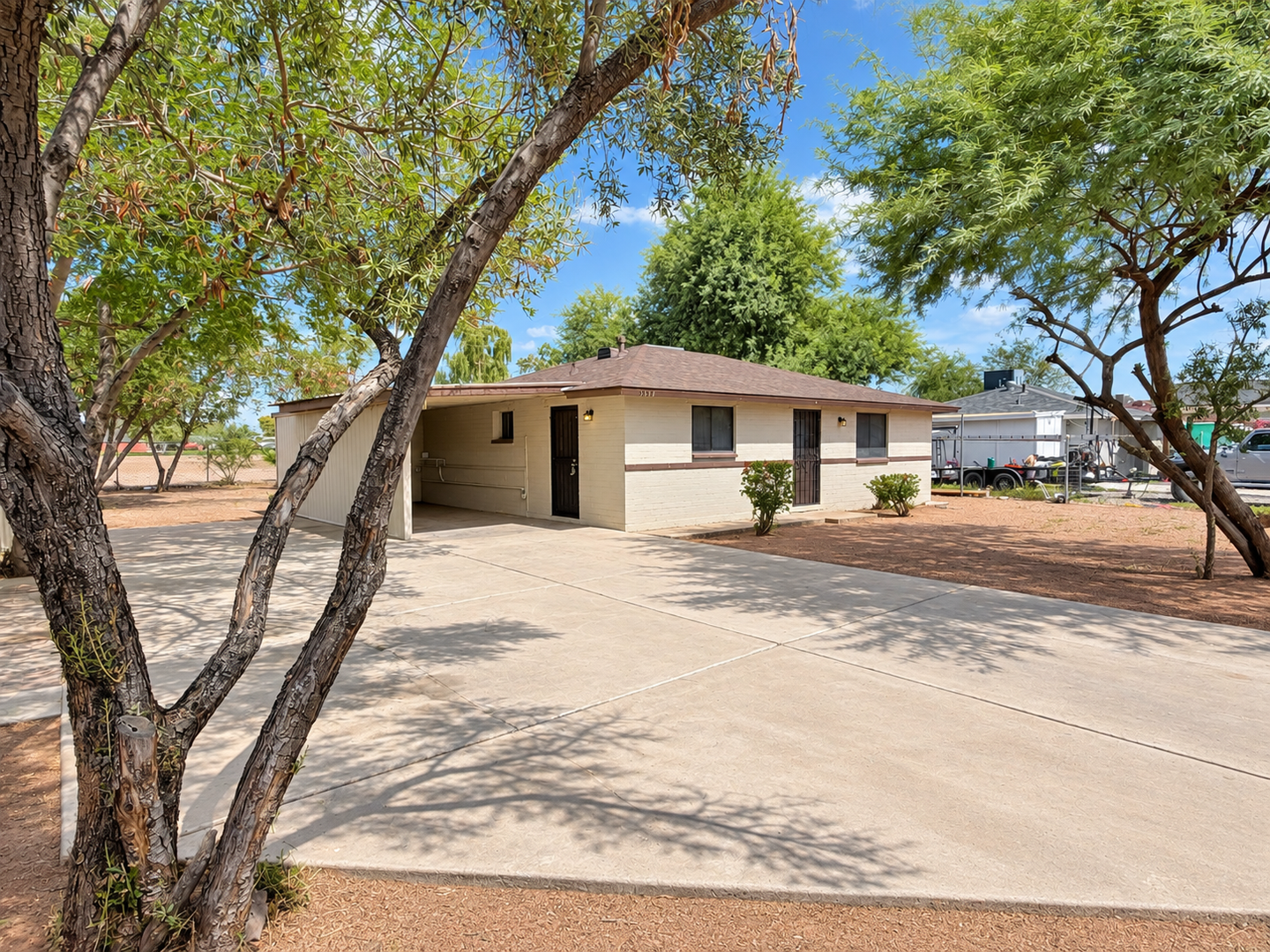 Phoenix House: 3841 N 63rd Dr