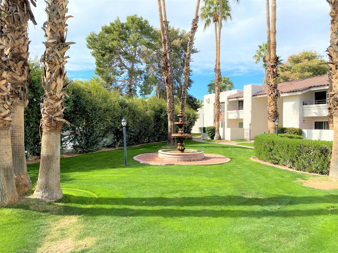 Scottsdale House: 7350 N Via Paseo Del Sur Apt N203