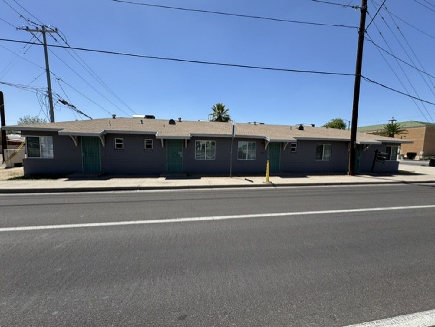 Phoenix Apartment: 1036 N 16th St