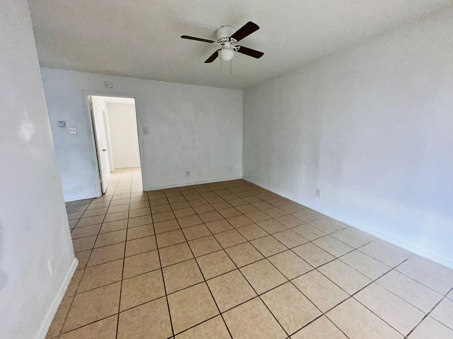 Killeen Apartment: 908 Adams Avenue