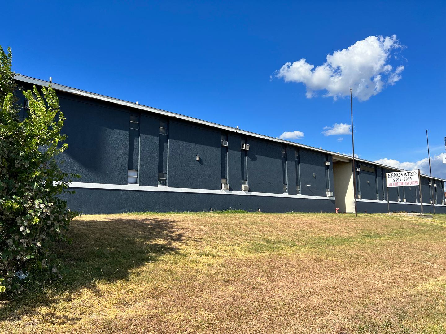 Killeen Apartment: 1601 E. Central Texas Expressway