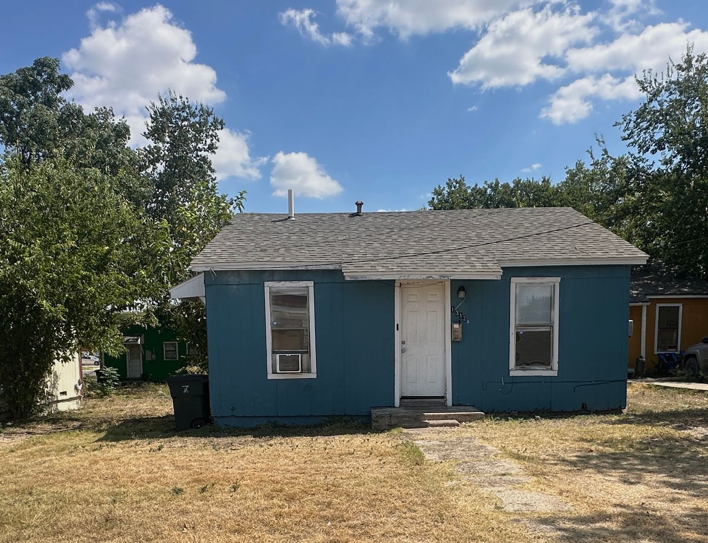 Killeen House: 1312 North Gray Street Unit B