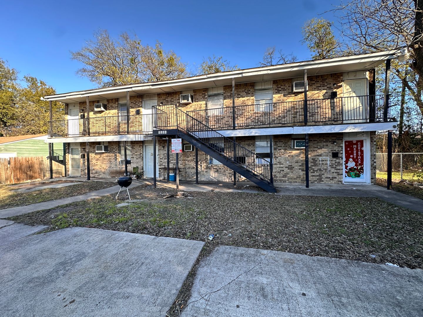 KILLEEN Apartment: 1016 N 12TH ST