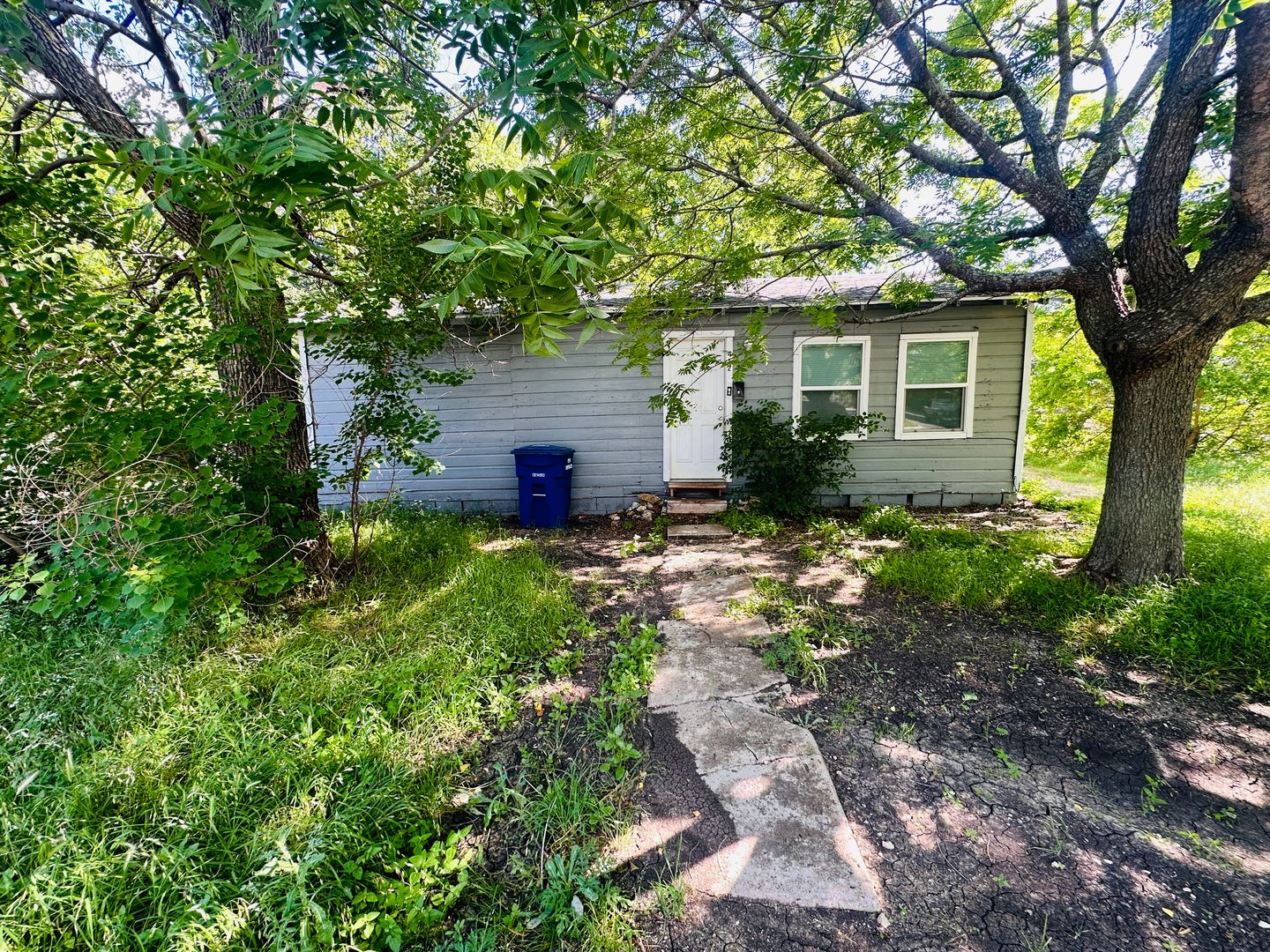 Copperas Cove House: 412 W. Lincoln Ave