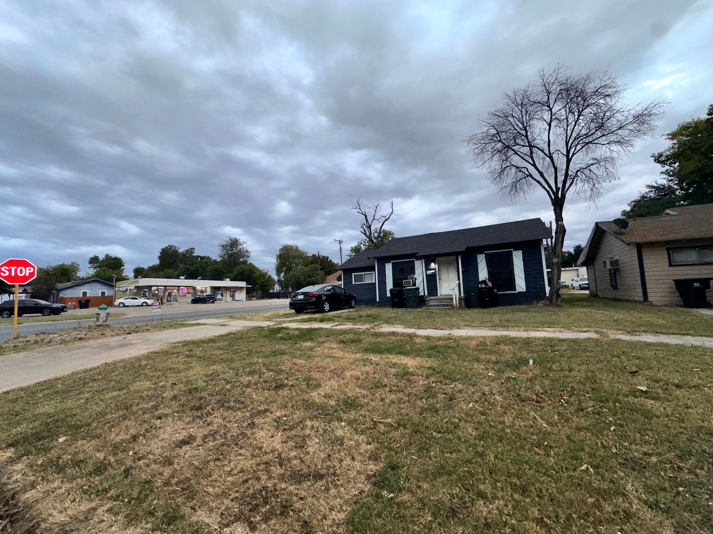 Temple Apartment: 1301 S. 19th St