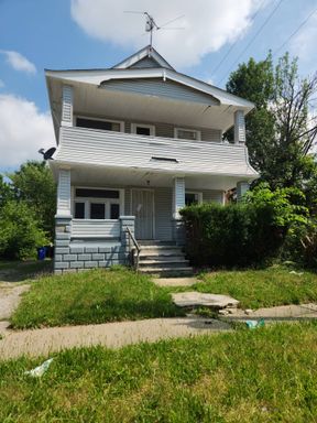 Charming 4-Bedroom Property in Prime Location – photo 1