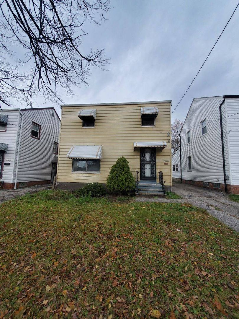 Cleveland House: 10317 Avon Ave