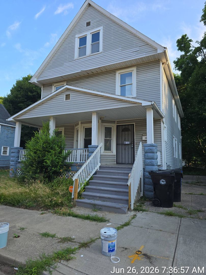 Cleveland House: 8323 Medina Avenue