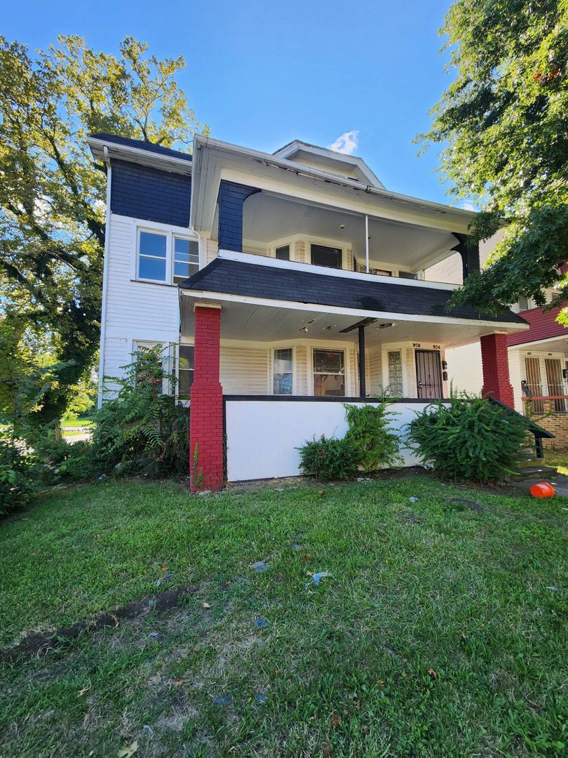 Cleveland Apartment: 974 Eddy Rd