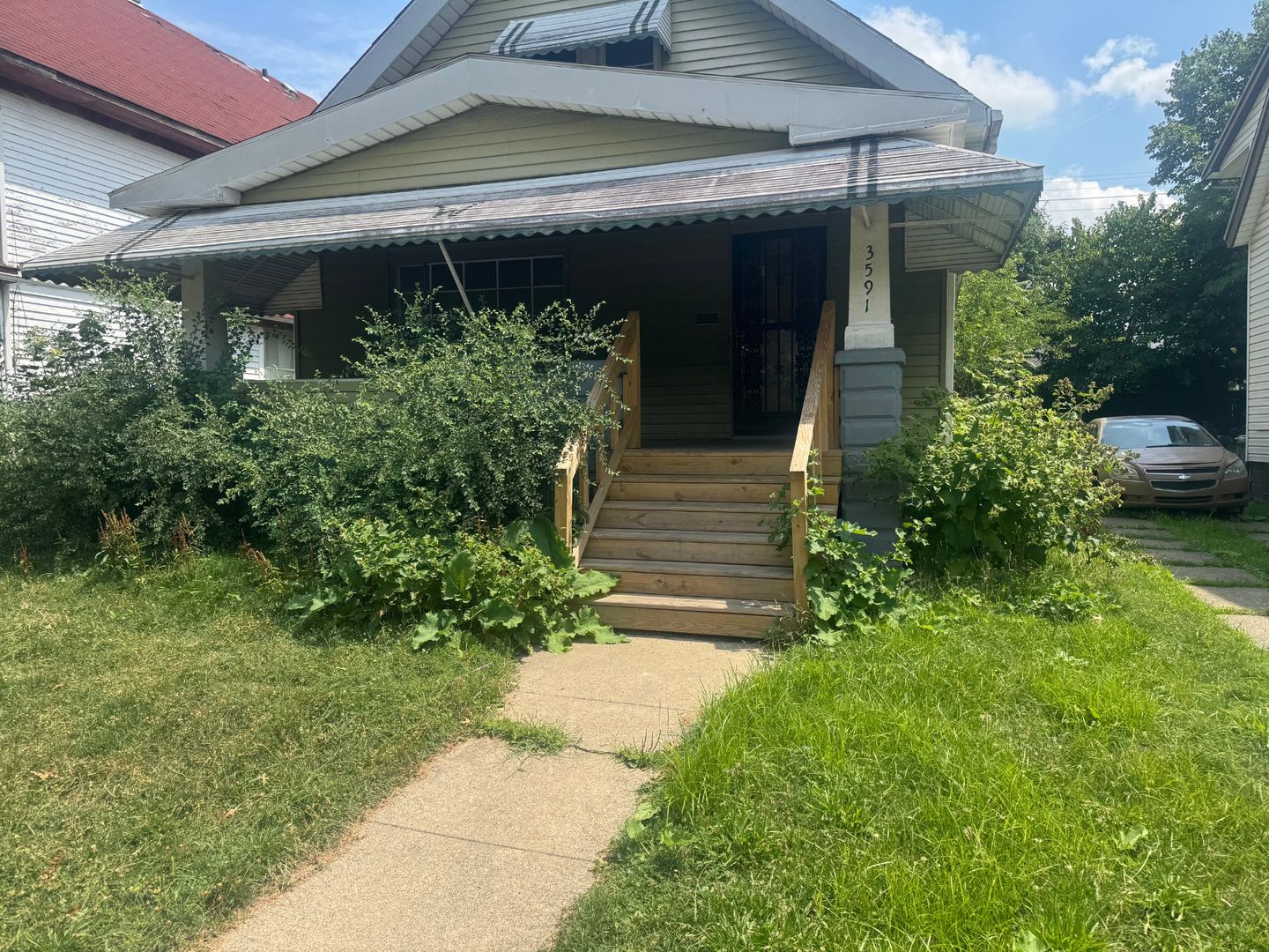 Cleveland House: 3591 E 108th St