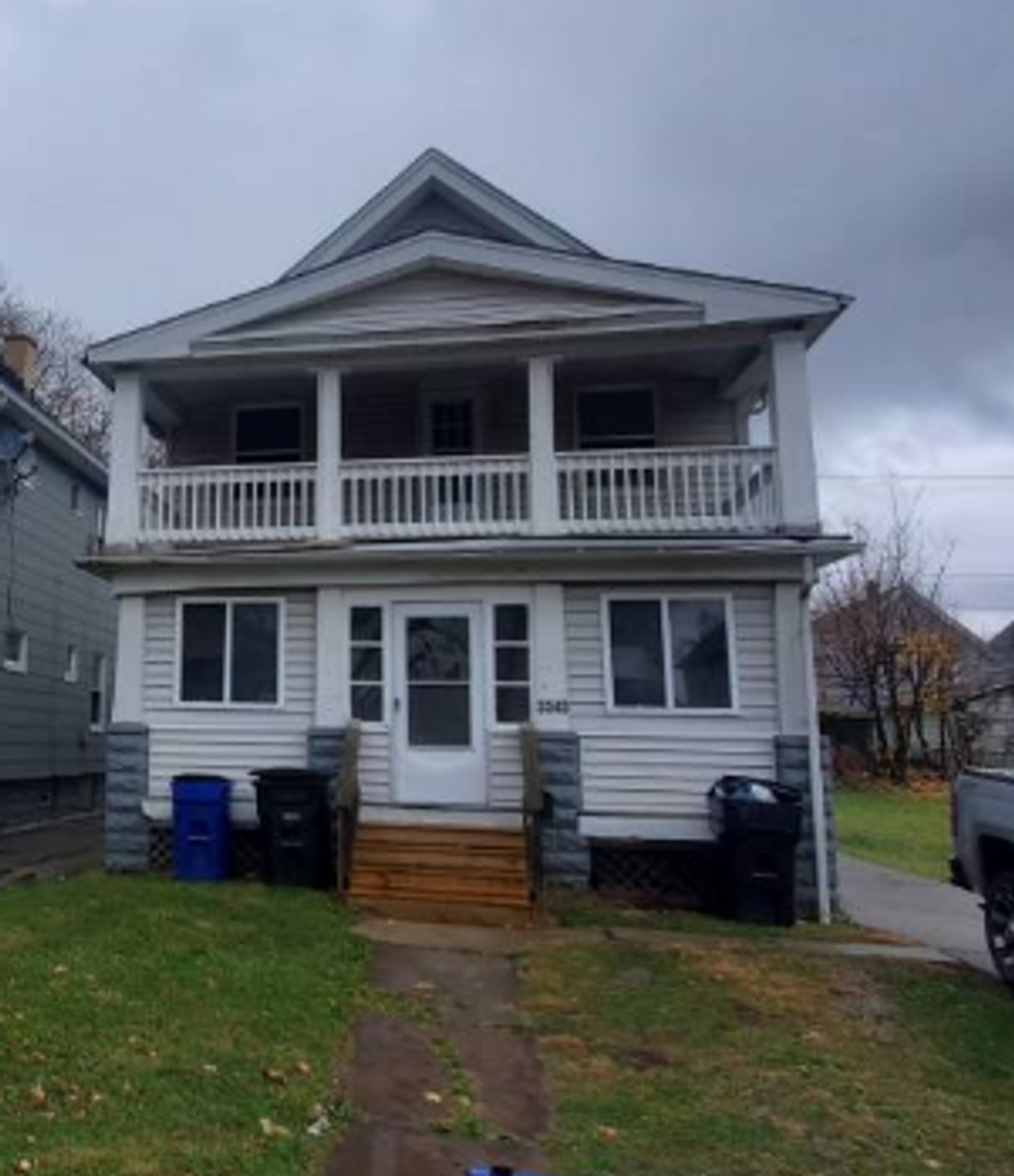 CLEVELAND Apartment: 3343 W 84 ST