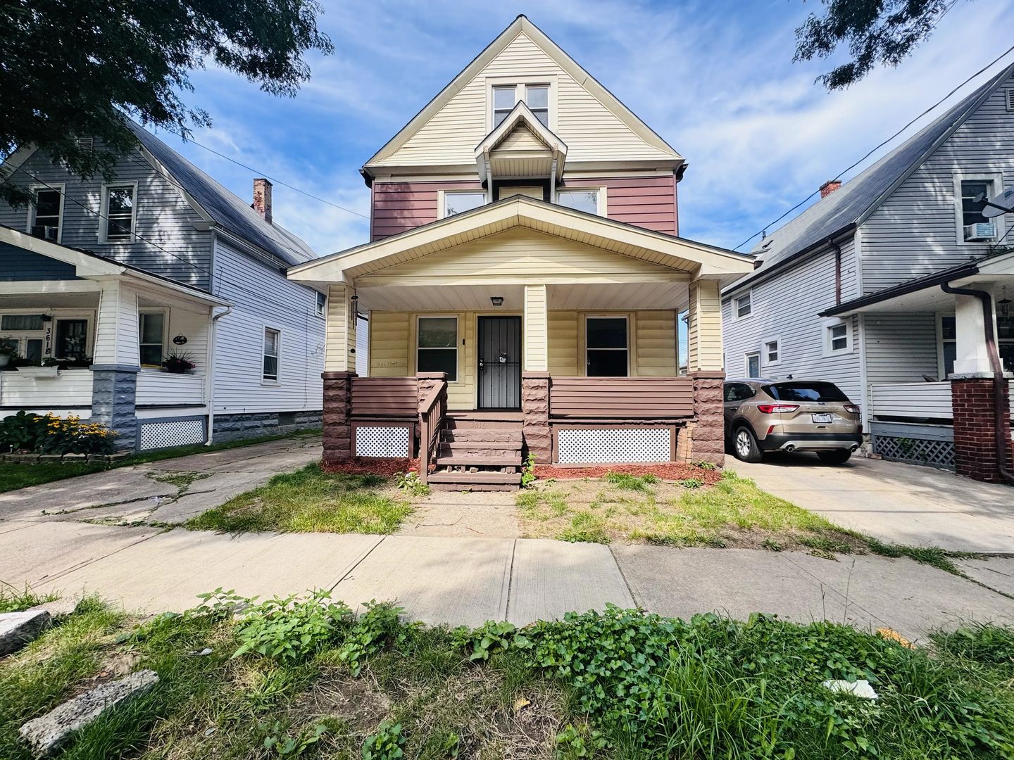 Cleveland House: 3616 W 47th St