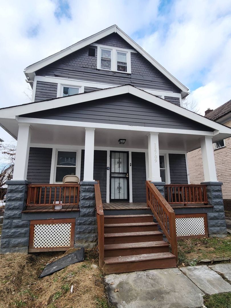 Cleveland Apartment: 12709 Parkhill Ave