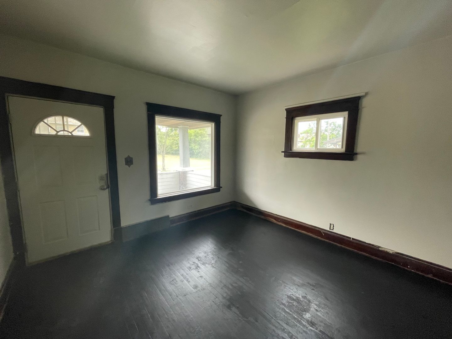 Cleveland House: 11401 Continental Ave