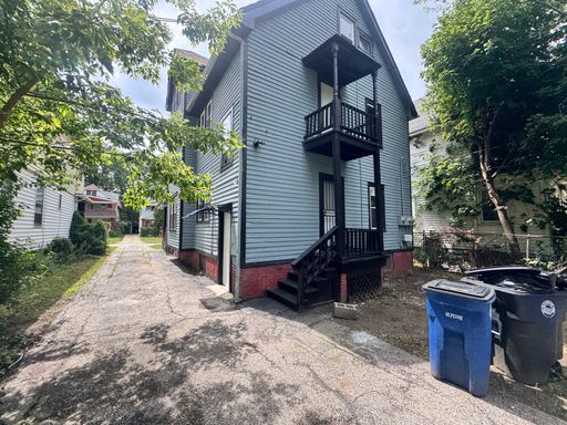 Charming 2-Bedroom Property in Prime Location – photo 1
