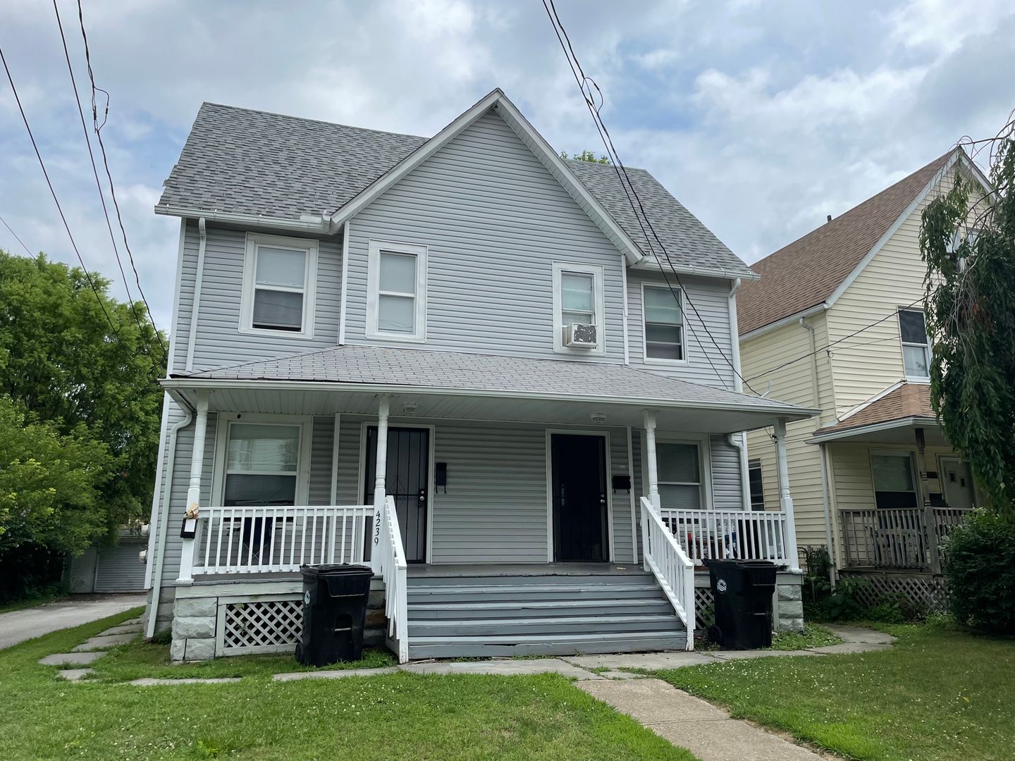 Cleveland Apartment: 4239-4241 W 24th St