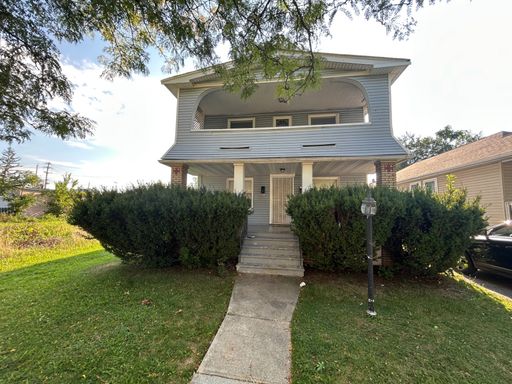 Beautiful 3-Bedroom Property comes with attic in a Prime Location - Get $300 Off Your Second Month’s Rent – photo 1