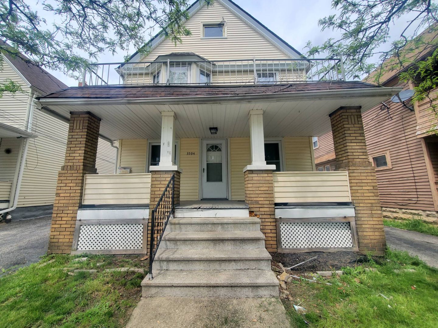 Cleveland Apartment: 3594 W 47th Street, Cleveland, OH 44102