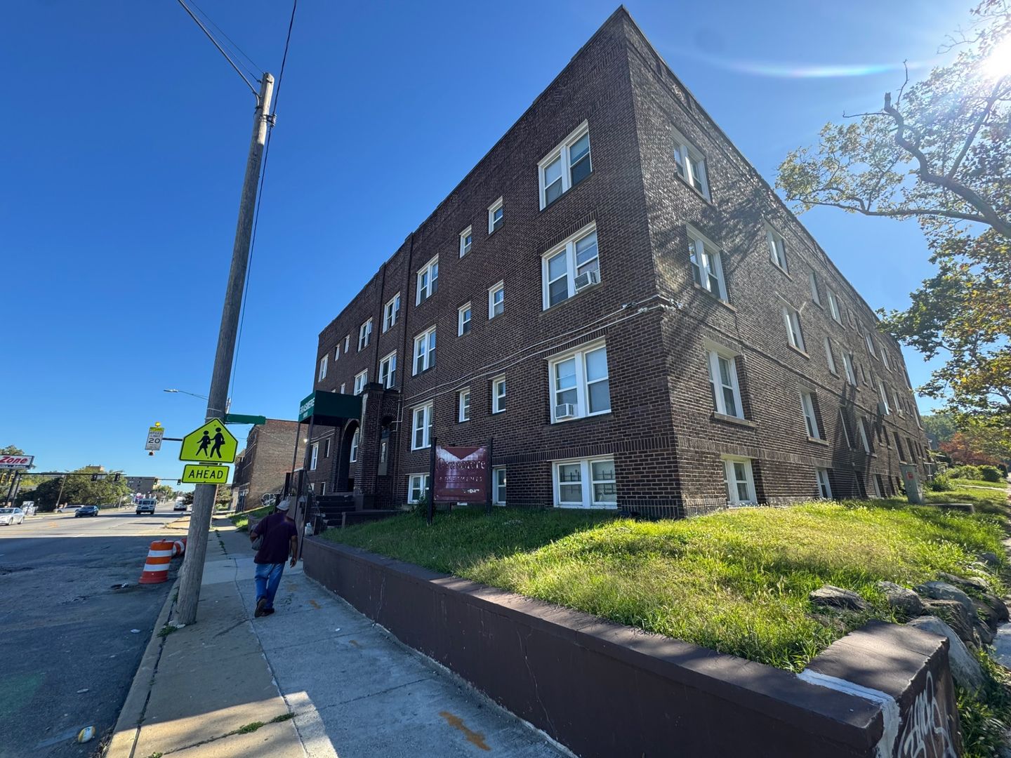 East Cleveland Apartment: 15000 Euclid Ave