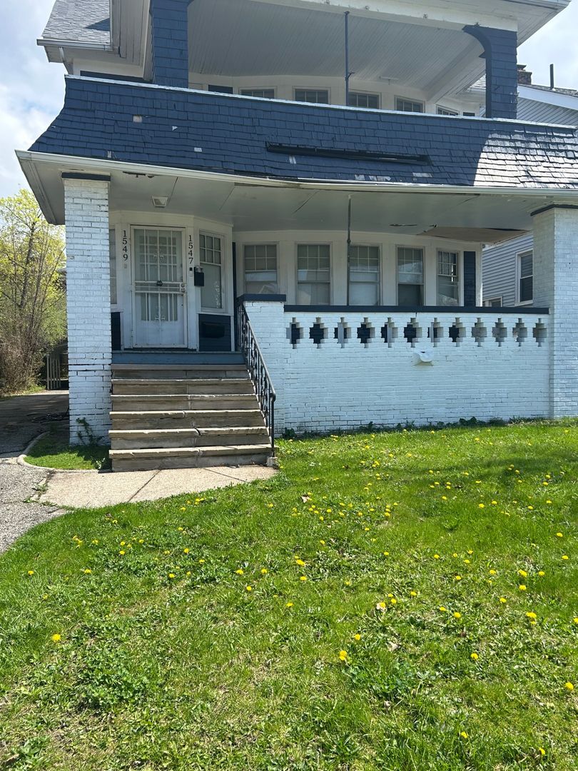 Cleveland Heights Apartment: 1547 Hillcrest.