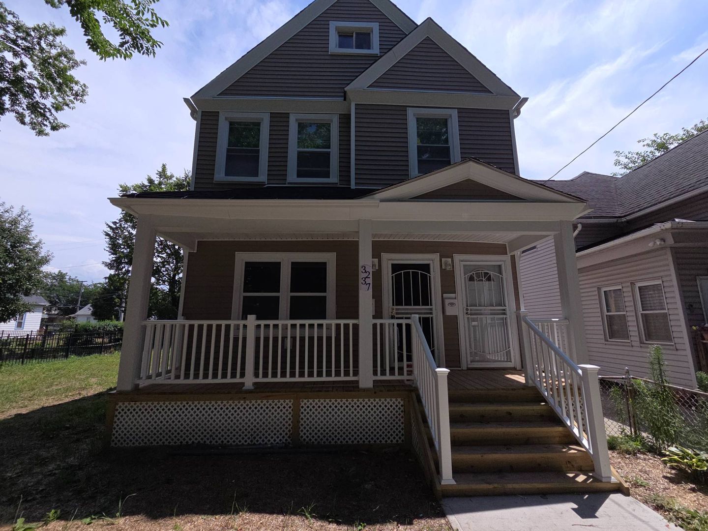 Cleveland Apartment: 3237 Seymour Ave