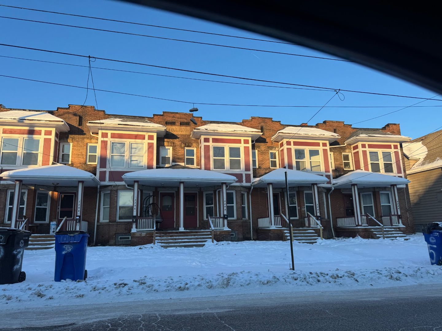 CLEVELAND Apartment: 3300 W 98 ST