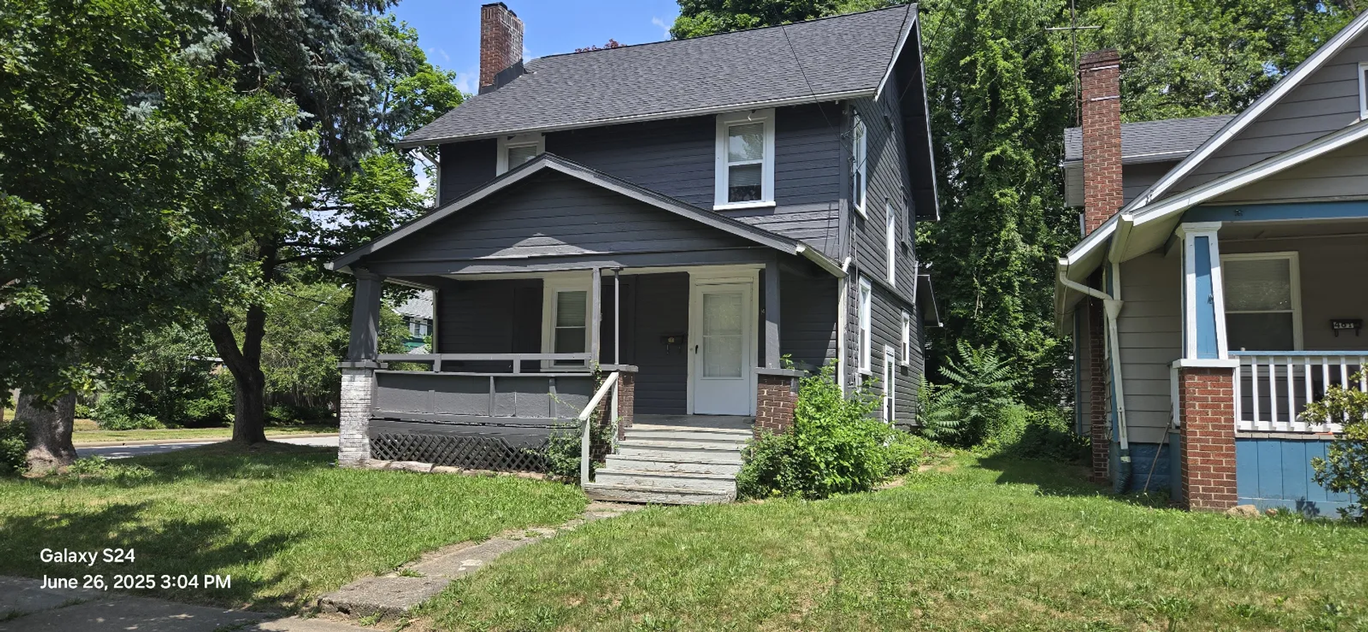 Akron House: 457 Bacon Ave