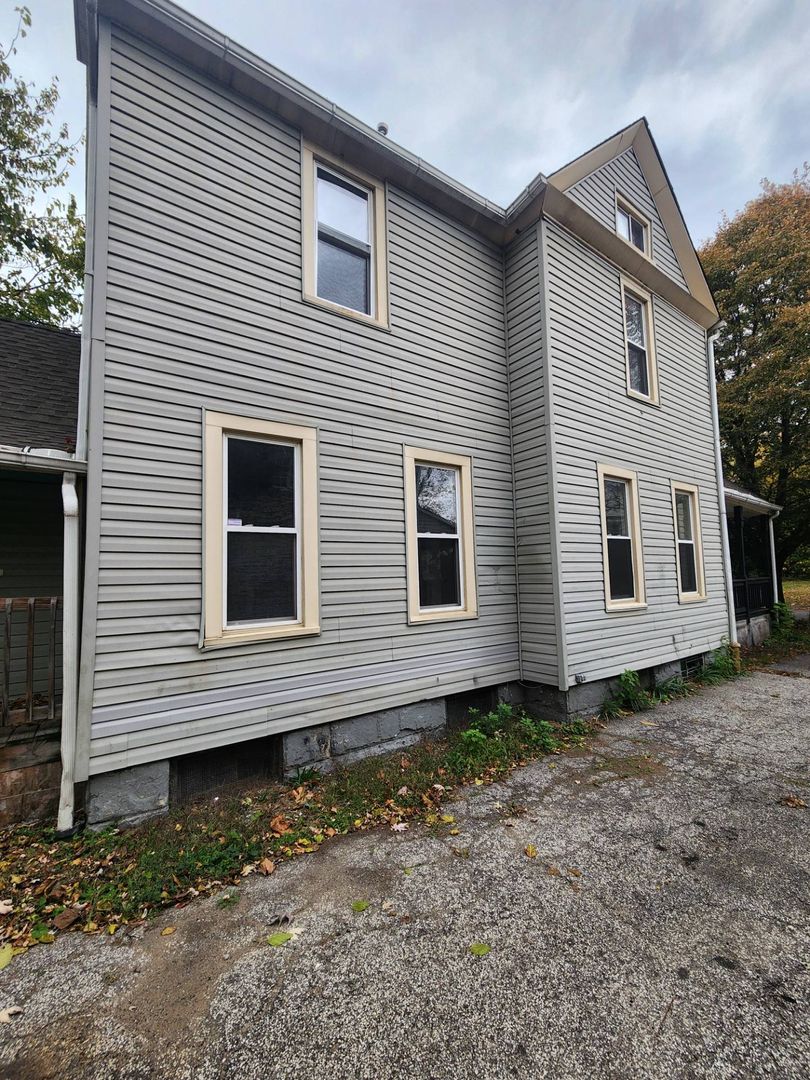 Cleveland House: 2188 E 36 ST CLEVELAND, OH. 44115 - 2188 E 36 ST