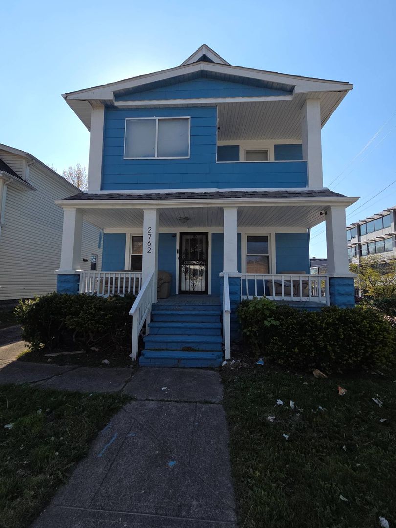 Cleveland Apartment: 2762 E 120 St