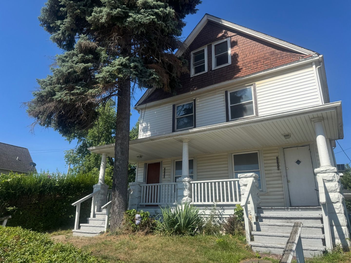 Cleveland Apartment: 2958 E 71 ST