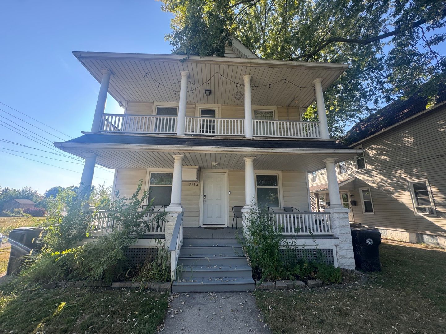 CLEVELAND Apartment: 3702 W 15 ST